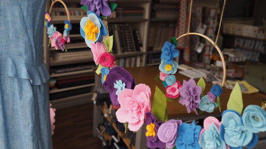 Our flowery Spring Window Tour