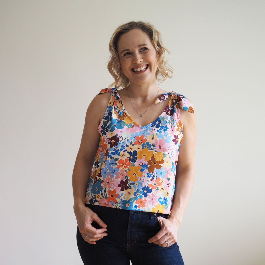 Lauren's Laurence Top in Flùr Meadow Ecovero Viscose