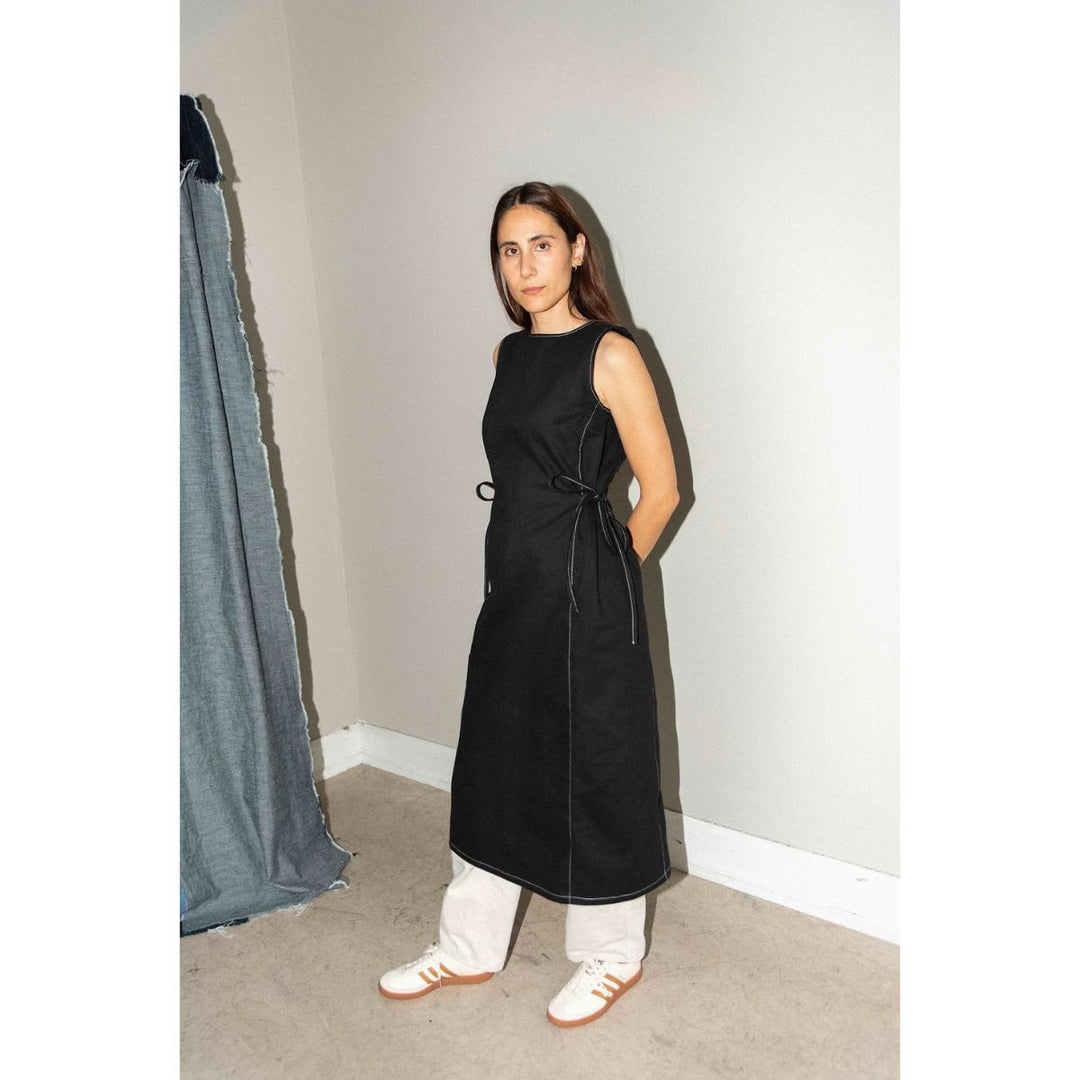 Puff and Pencil Panel Dress Sewing Pattern Guthrie & Ghani Puff and Pencil Panel Dress Sewing Pattern Guthrie & Ghani