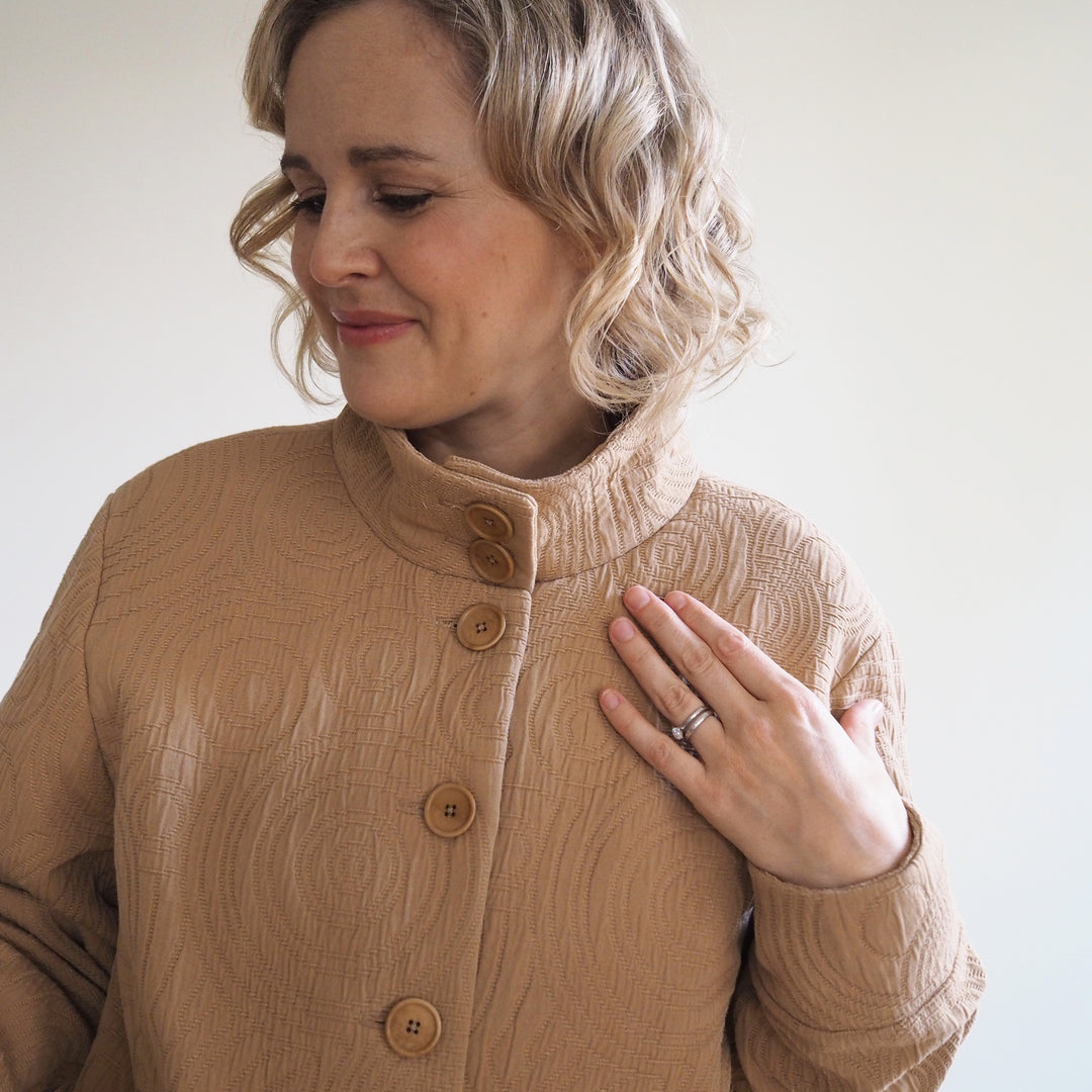 Lauren's Caiplie Jacket in Sand Cairn Circles Cotton Jacquard