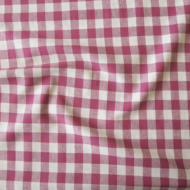 Pink and white checkered dressmaking linen cotton fabric