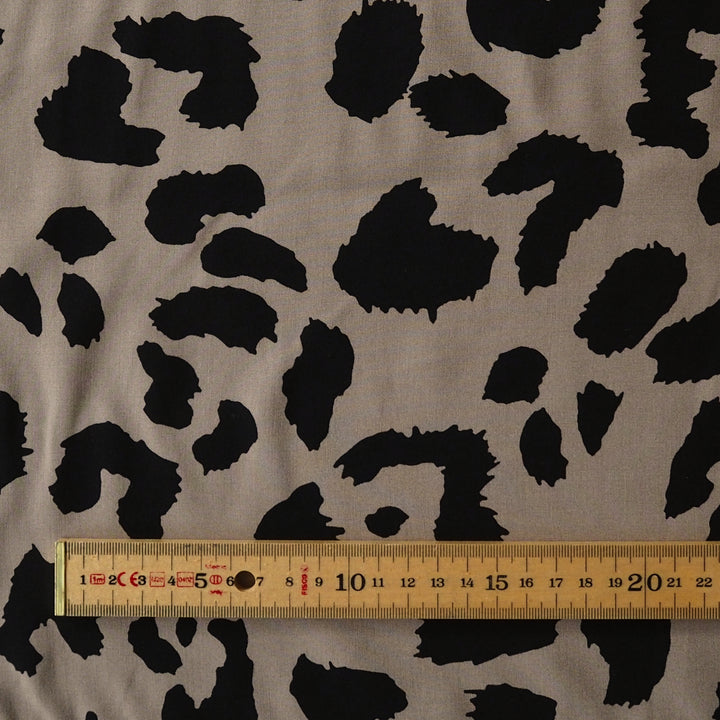 Leopard Safari lightweight viscose fabric for dressmaking