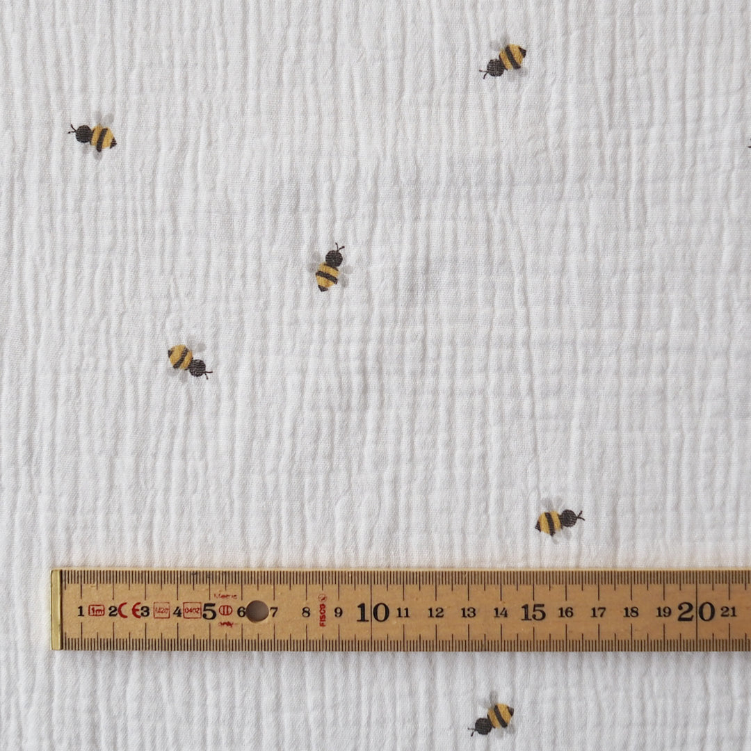 Bumble bee print cotton double gauze fabric for dressmaking
