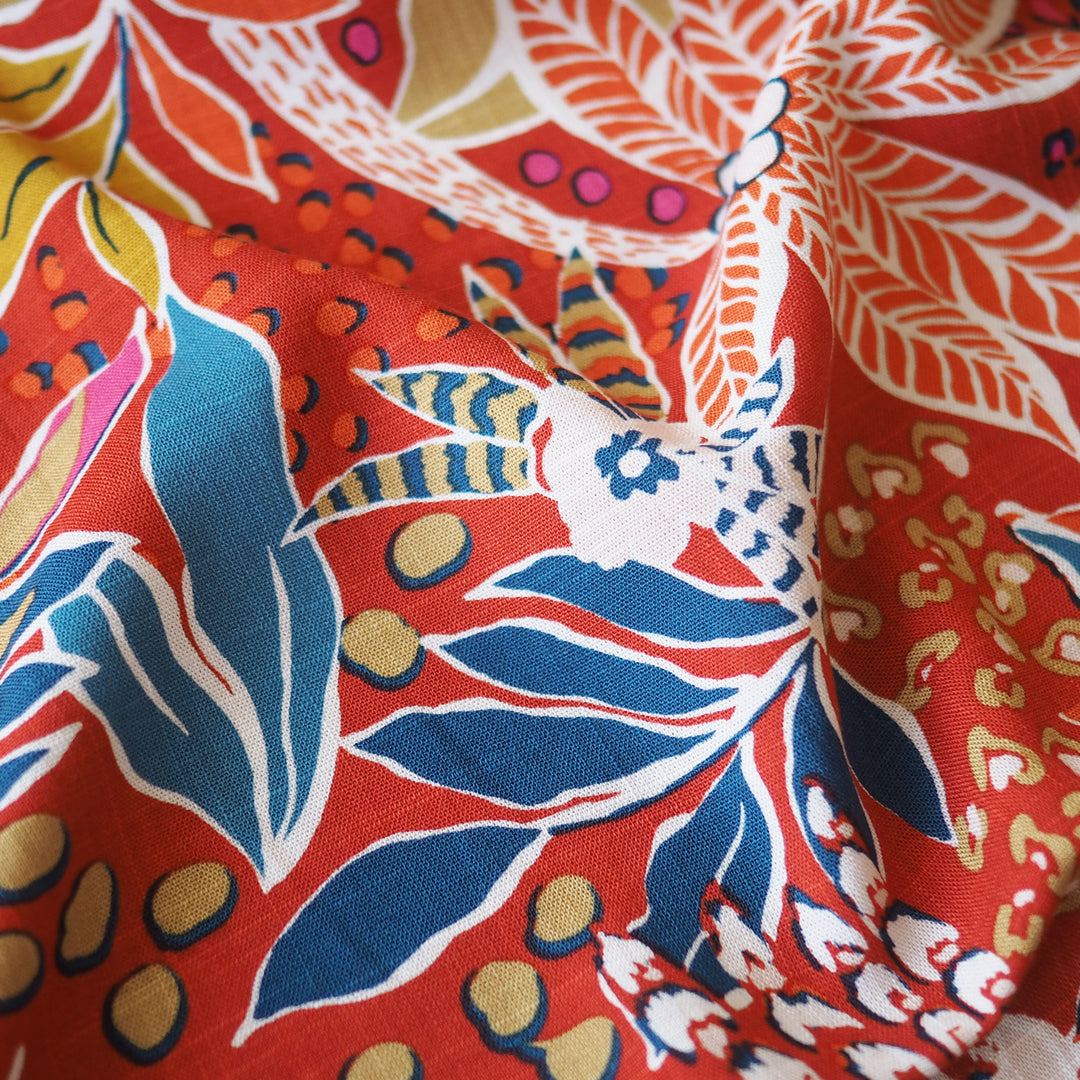 Exotic Jungle Stretch Viscose Fabric for dressmaking