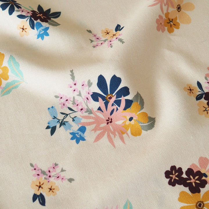 Flùr Posy Viscose Linen dressmaking fabric - exclusive to Guthrie & Ghani