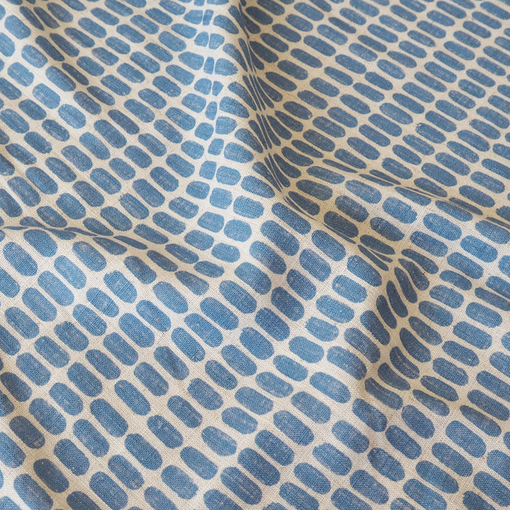 Cornflower Pebble Viscose Linen dressmaking Fabric