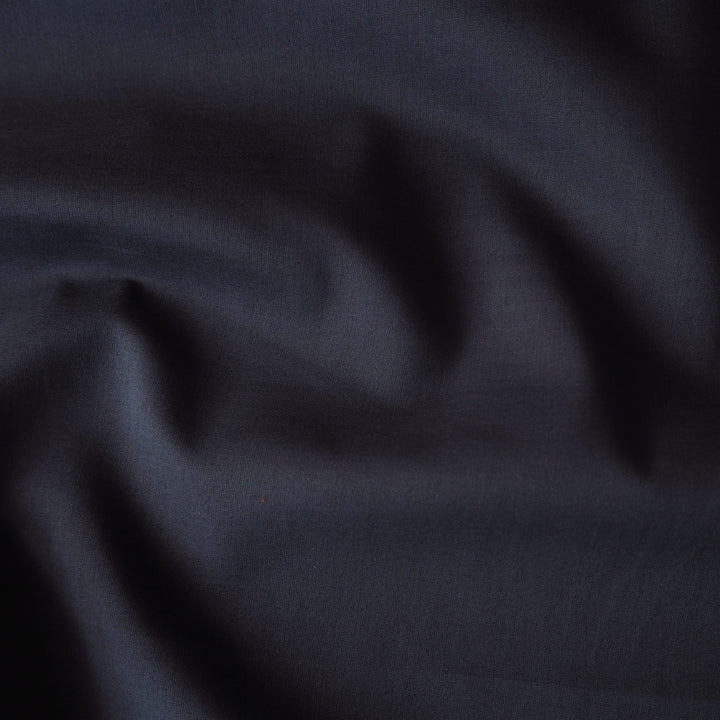 Navy Cotton Voile Lining Fabric – lightweight, breathable 100% cotton for lining and dressmaking projects.