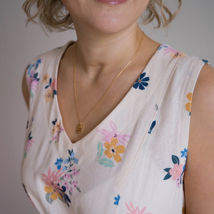 Flùr Posy Viscose Linen Fabric - Guthrie & Ghani Exclusive