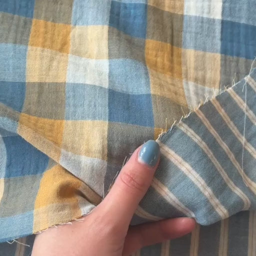 Tranquil Reversible Cotton Double Gauze Fabric for dressmaking