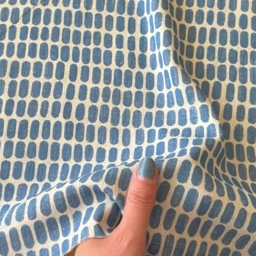 Cornflower Pebble Viscose Linen dressmaking Fabric
